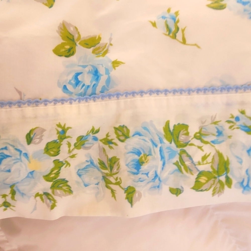 VINTAGE Twin/single Bedding 4pc Combination, Texmade, Cotton/poly Blend - Picture 4 of 15